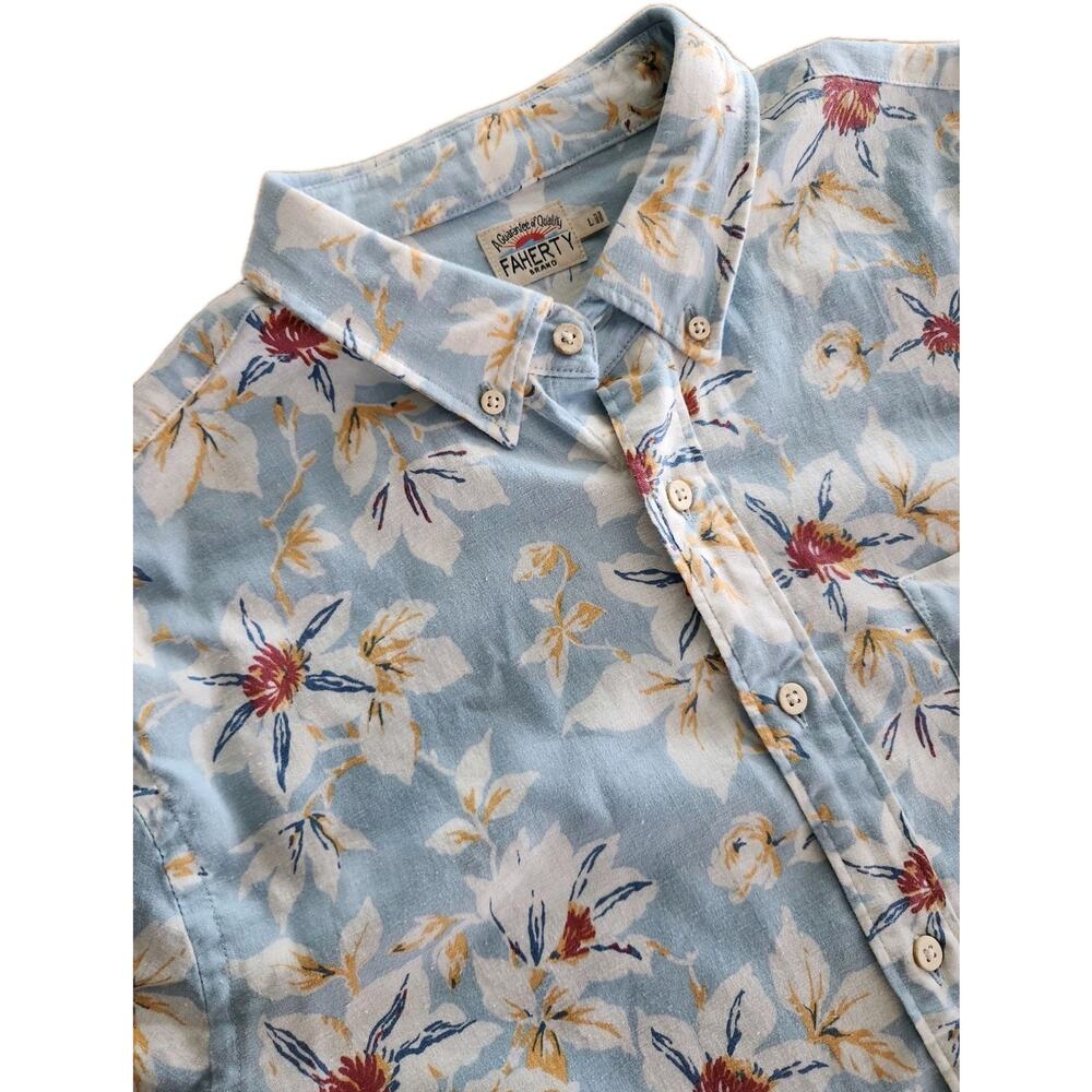 Faherty Breeze Floral Short Sleeve Button Down Men's Large Blue Hawaiian - Picture 3 of 9